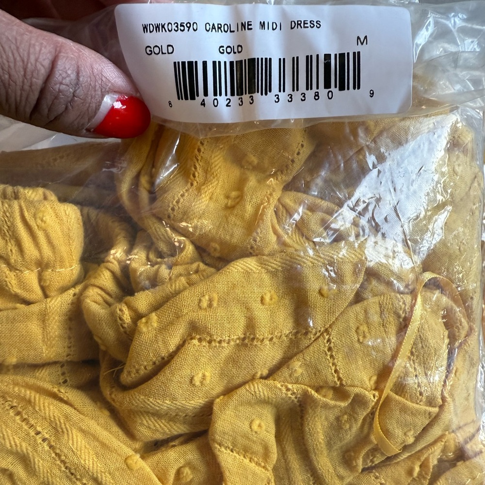 Lost + Wander Yellow Off-Shoulder Midi Dress - Picture 6 of 7